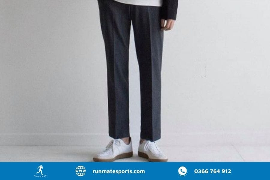 Những Bí Quyết Quần Tây Phối Giày Sneaker Cực Chất vua-lich-su-vua-ca-tinh-phu-hop-nhieu-hoan-canh